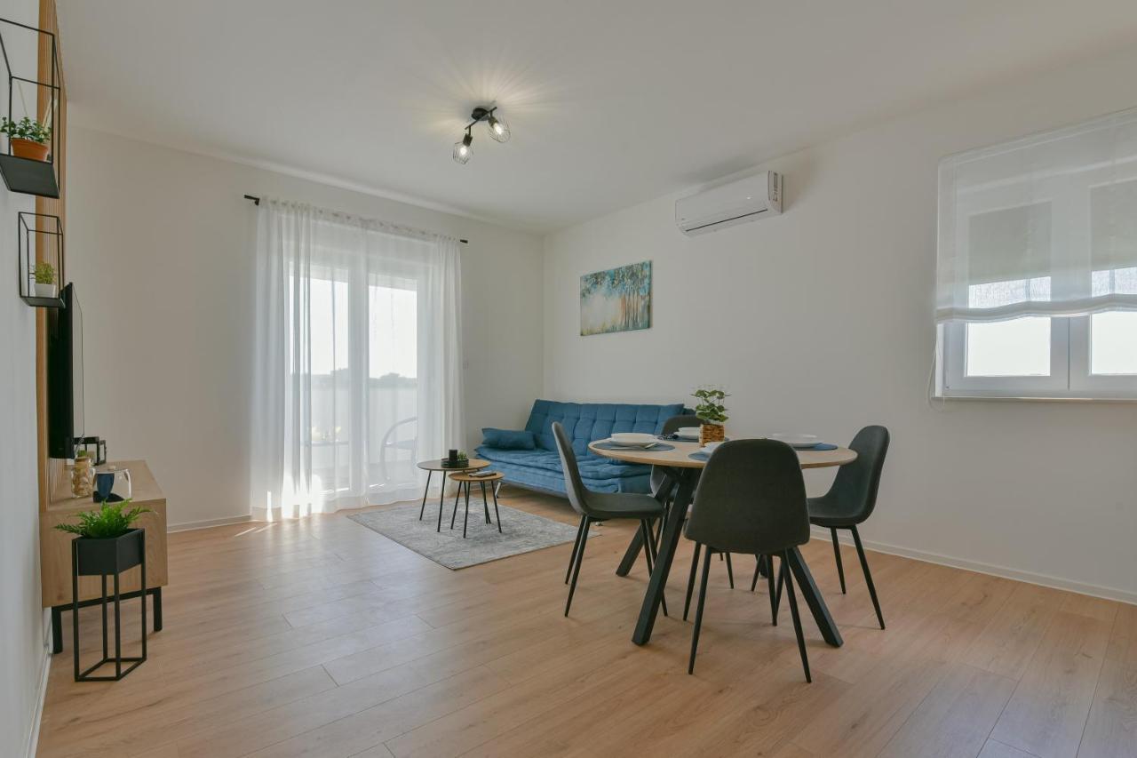 Apartments Noa Sukošan Екстериор снимка