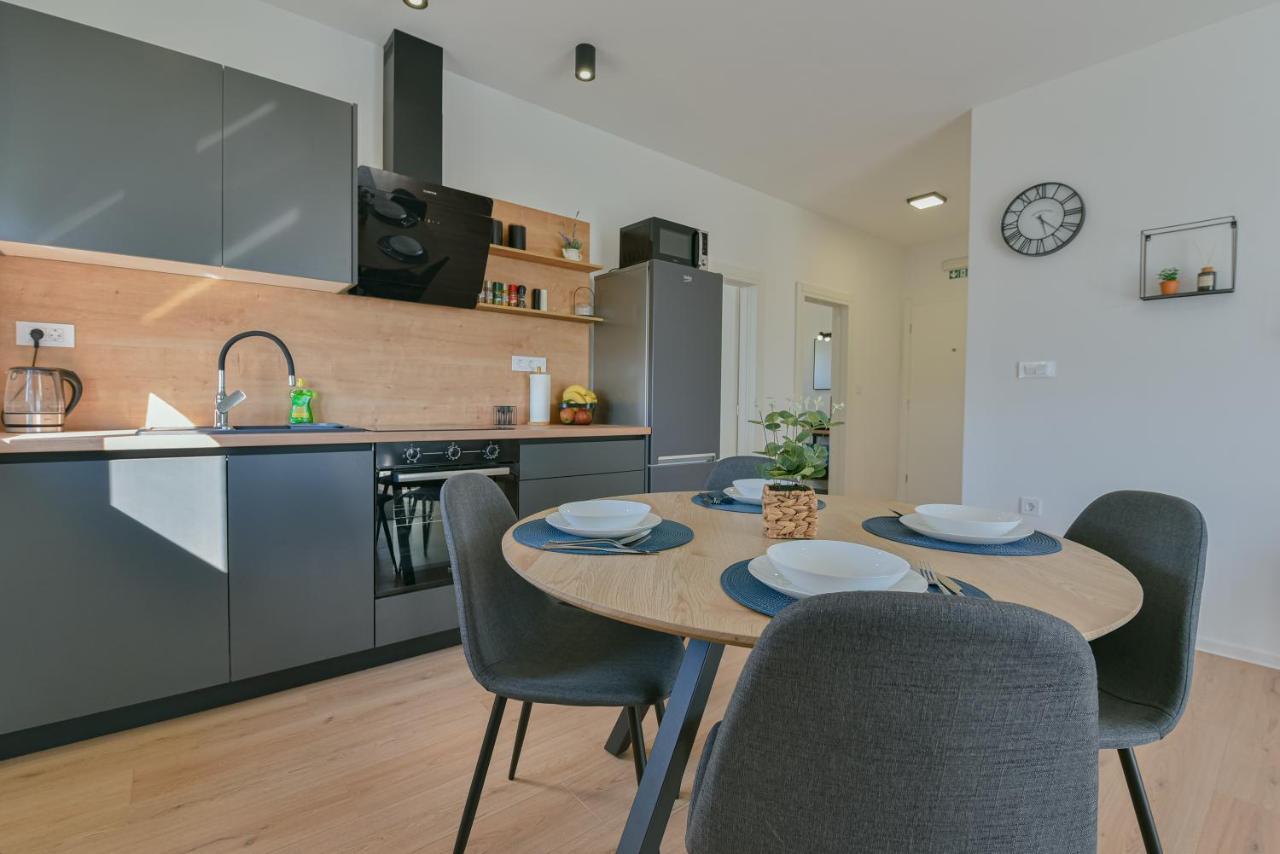 Apartments Noa Sukošan Екстериор снимка