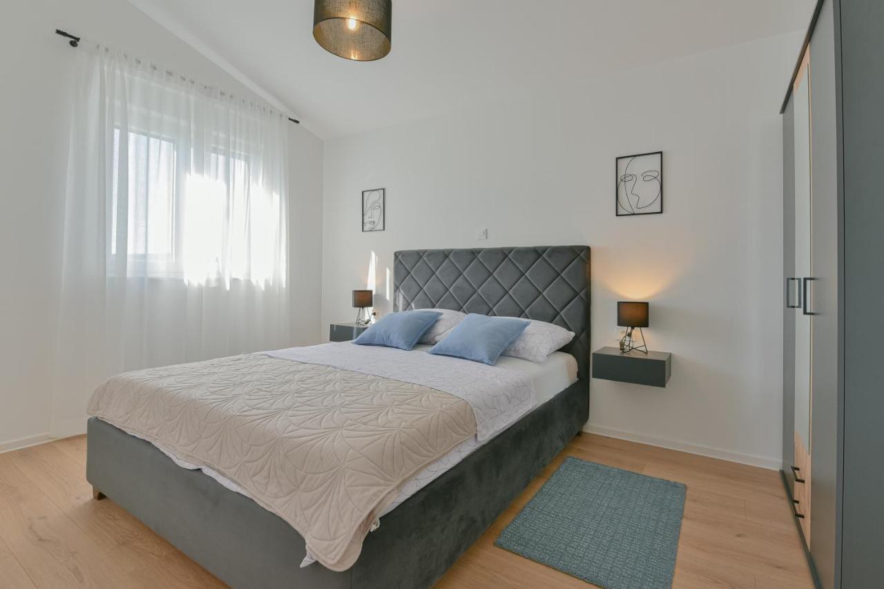 Apartments Noa Sukošan Екстериор снимка