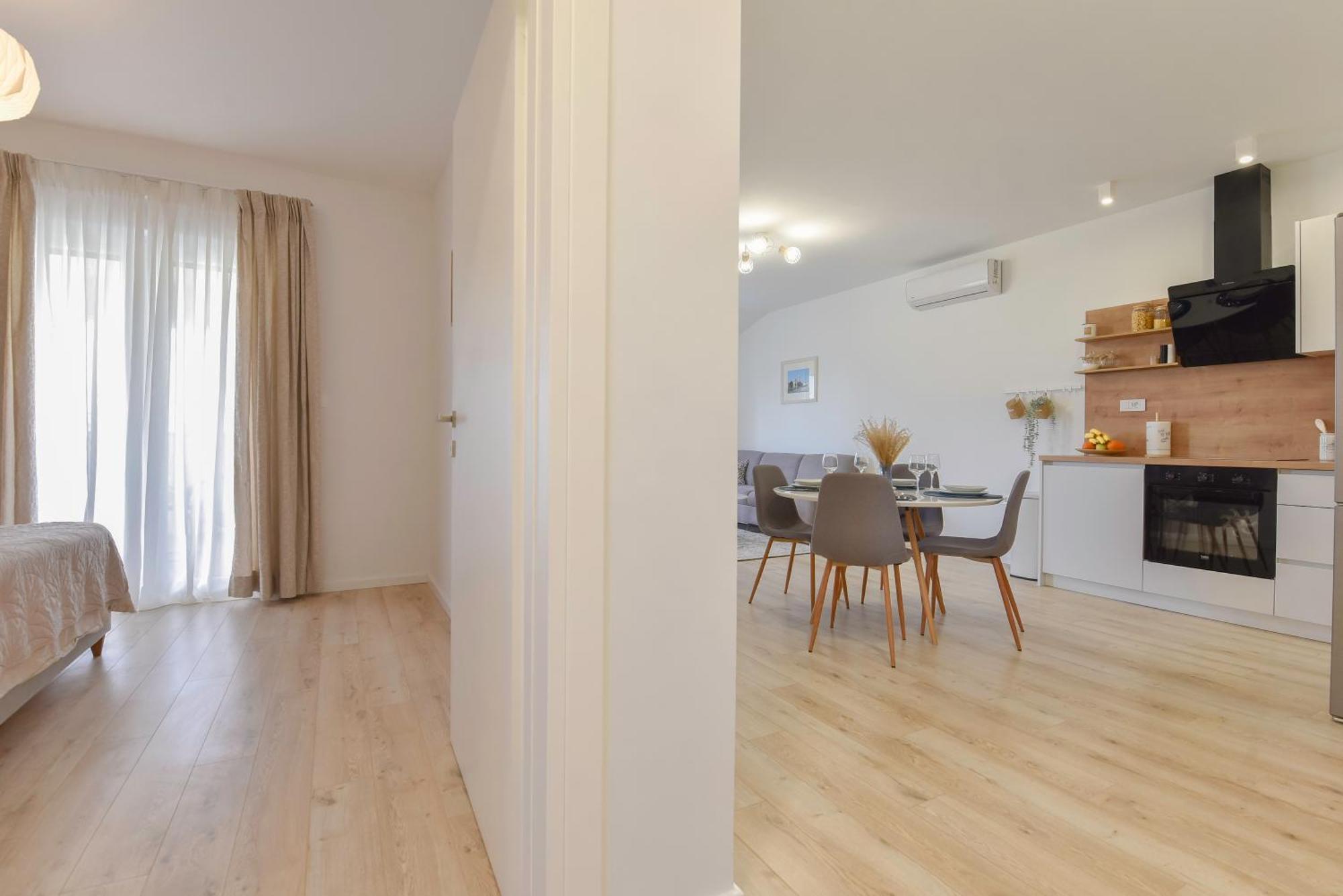 Apartments Noa Sukošan Стая снимка